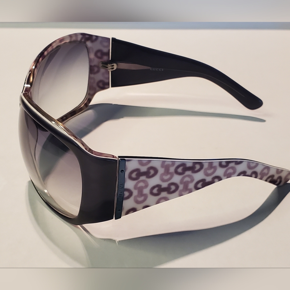 2000's Gucci Women's sunglasses